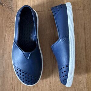 Native Shoes Kids Verona Boat Shoe Navy Blue Size C12 Nautical Waterproof